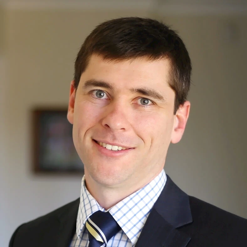 Toowoomba Cataract Surgeon - Dr David Holcombe